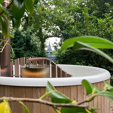Enchanting Hand Painted Tabernacle With Hot Tub Orman Evi *